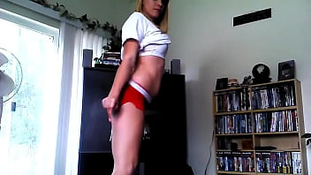 White woman twerking