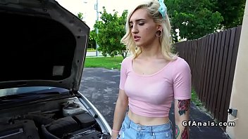 Tattooed teen girlfriend anal banging