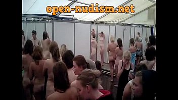 !!! mass Group showers with many nudist women are sexy 0 755