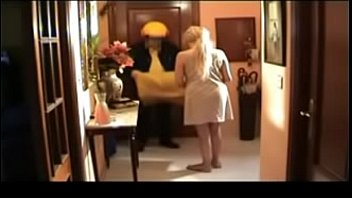 Cheating Wife Wants the Package of the Mailman on her Pussy