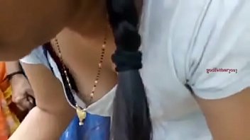 Marathi Aunty loves to show her milky boobs