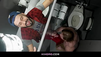 Helping hand at the urinals - Romeo Davis and Kyle Connors